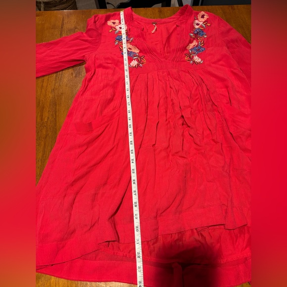 Free People Red Floral Embroidered Boho Tunic Top Small Long Sleeve Peasant - Picture 12 of 13